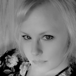 Meet your Posher, Liz